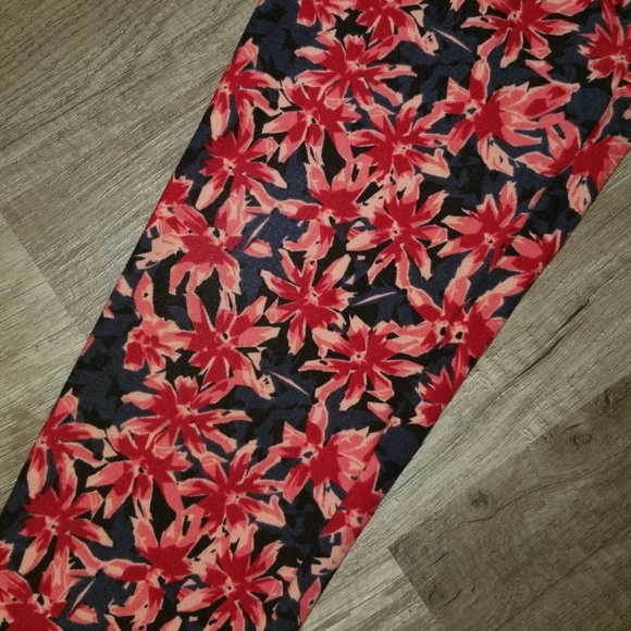 LulaRoe Leggings - Picture 3 of 3